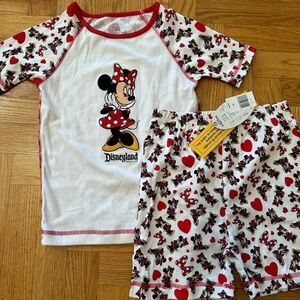 Disney Parks Minnie Mouse & hearts pajama set